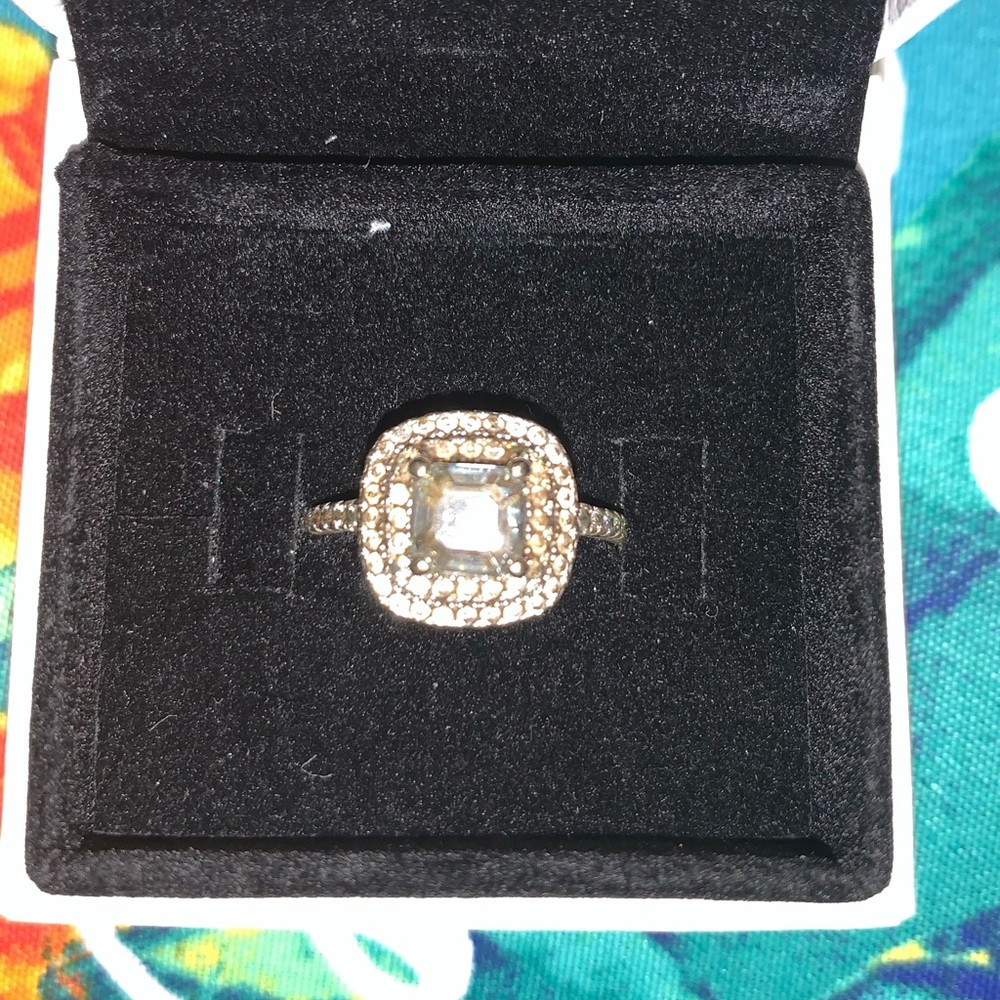 Moissanite princess cut ring sz 7